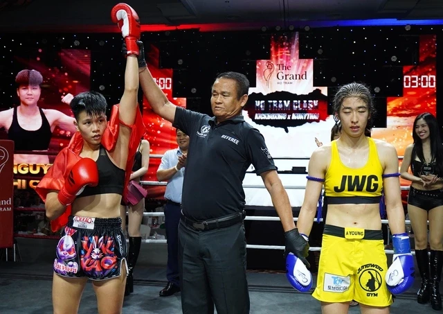 Bị khiêu khích, võ sĩ Việt Nam tung 'mưa đòn' hạ đo ván chóng vánh cao thủ Hàn Quốc- Ảnh 2.