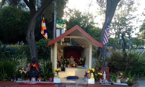 Chị em khoe mâm cỗ cúng ông Táo cực đẹp, nhìn là thấy Tết về