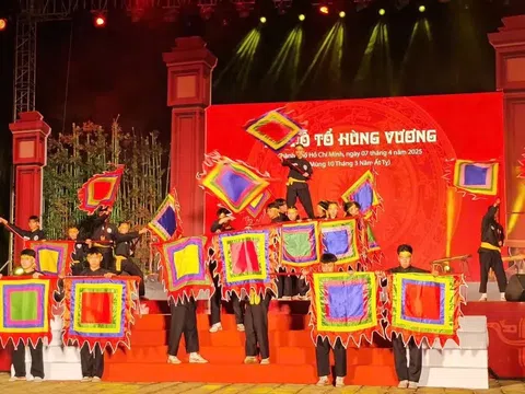 Thành phố rộn ràng sắc màu văn hóa – võ thuật chào mừng Giỗ Tổ Hùng Vương