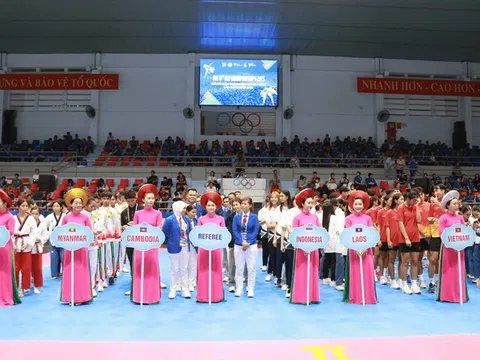 007 mệt rã người khi truy bắt tội phạm là chuyên gia Parkour