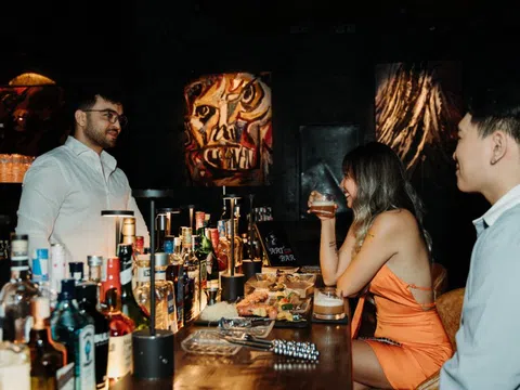 Nghịch lý ngành F&B