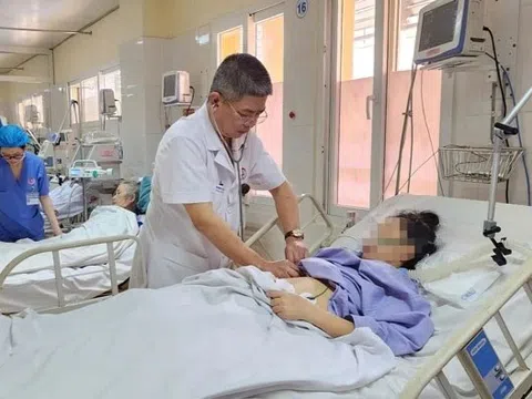 Chủ quan với sốt virus, người phụ nữ phải lọc máu liên tục 72 giờ