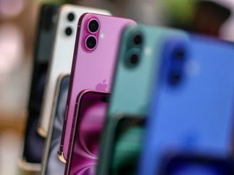 Ép Apple đầu tư 1 tỷ USD để bán iPhone, Indonesia được gì, mất gì?