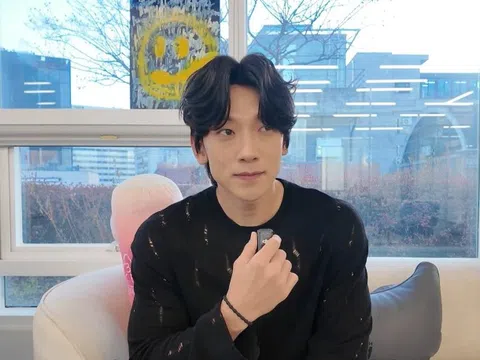 Bi Rain xin lỗi khán giả