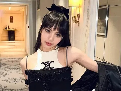 'New Woman' của Lisa bị chê